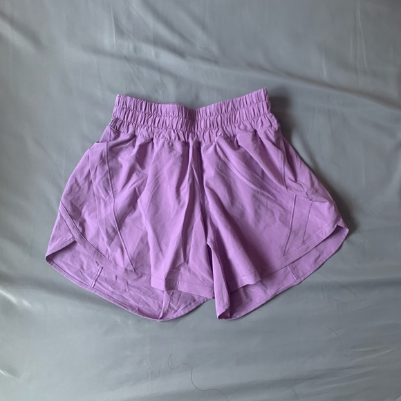 Lululemon Tracker Short V purple - Picture 1 of 7
